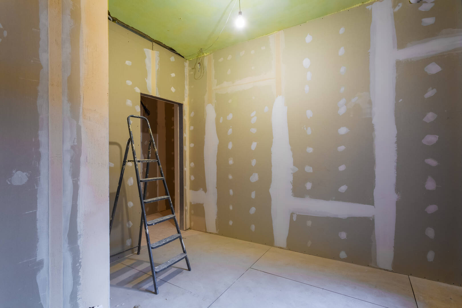 Mayfield Paint and Finish LLC, Home Improvement Services in Yukon, Oklahoma