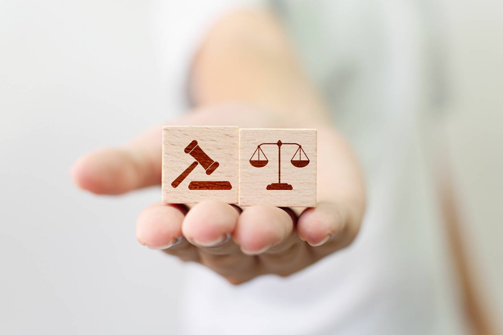 Sammons Olivero & Paraschos, Lawyers and Law Firms in Huntington, West Virginia