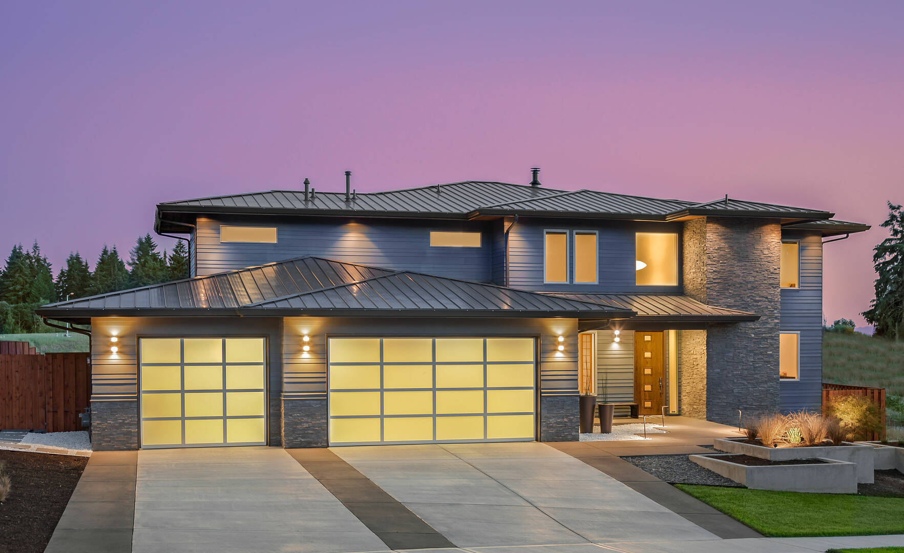 Santana Studwelding, Real Estate and Property