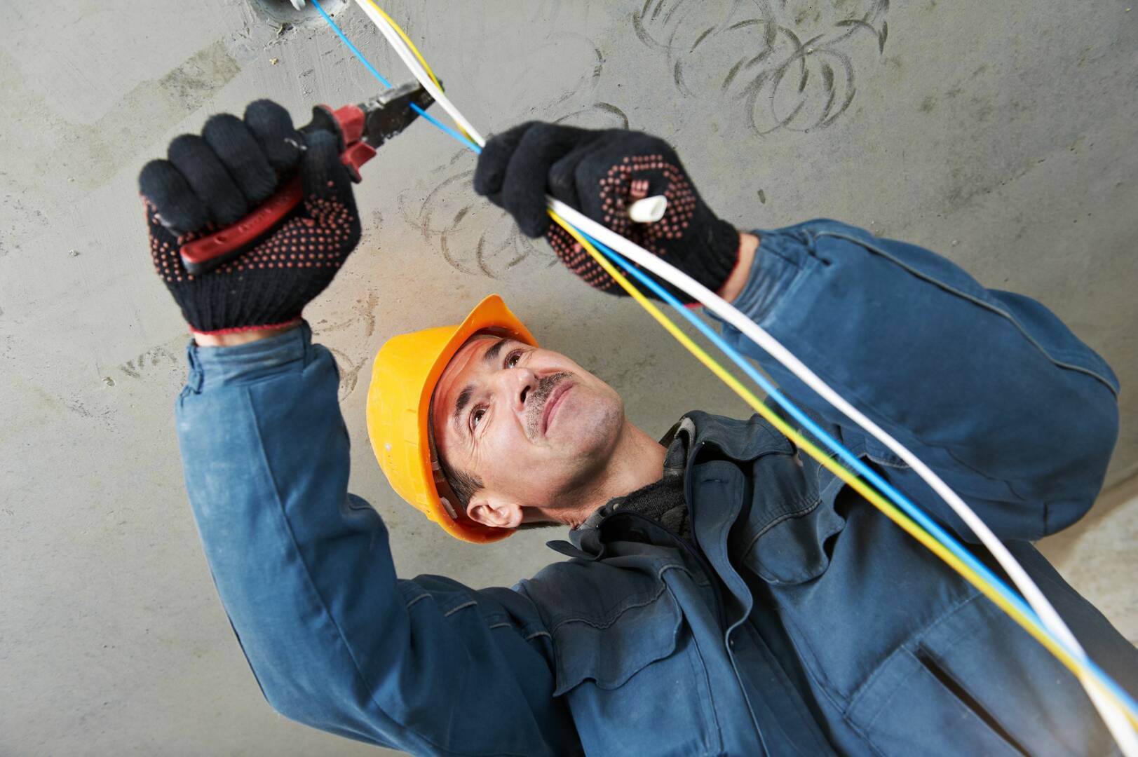 Current Electrical Systems, Electricians in Ann Arbor, Michigan